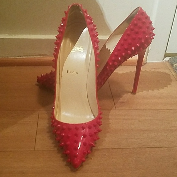 Christian Louboutin Pigalle Spikes - Picture 3 of 4